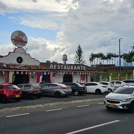 Solana Glamping Otel Pereira Dış mekan fotoğraf